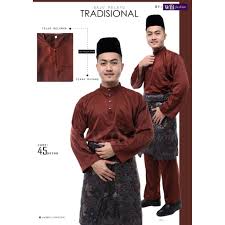 Ia biasanya terbahagi kepada dua jenis utama, iaitu baju melayu potongan teluk belanga dan potongan cekak musang. Baju Melayu Tradisional Cekak Musang Dan Teluk Belanga Sedondon Ayah Dan Anak 2021 Collection Shopee Malaysia