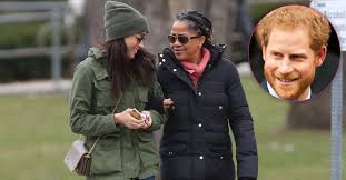 Meghan markle's mother, doria, was seen getting out of her home monday and spoke about the wedding. Meghan Markle Wants Mom Doria Ragland To Walk Her Wedding Aisle