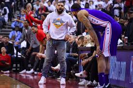 Posted 11 months ago in san antonio, tx. Drake Reverse Cursed Philly By Wearing Sixers Shorts For Game 7 Phillyvoice