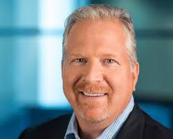 Kenneth Stoll's Instagram, Twitter & Facebook