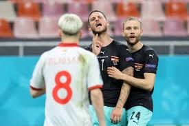 Con un gol de depay y un doblete de wijnaldum (asistido por el nuevo barcelonista) países bajos ha sellado este lunes su pleno de victorias en la primera fase de la eurocopa 2020. Nationalmannschaft Jubel Eklat Marko Arnautovic Bittet Um Verzeihung