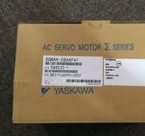 YASKAWA SGMAH-08AAF41 AC SERVO MOTOR SGMAH08AAF41 New In Box Free Shipping  //