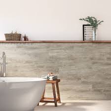 Leroy merlin supports people all around the world improve their living environment and lifestyle, by helping everyone design the home of their dreams and above all, to achieve it. Lambris Pvc Bois Naturel Structure Bali Artens L 120 X L 16 7 Cm X Ep 6 Mm Leroy Merlin