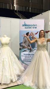 Kaufen sie die besten brautkleider 2021 online bei irenekleider.de. Brautmoden Outlet Nrw Home Facebook