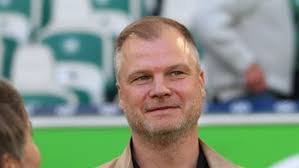 VfB Stuttgart in der U-19-Bundesliga: Sohn von Markus Baur trifft auf  Ex-Club