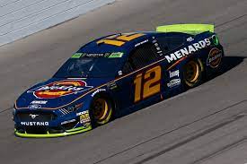Kevin harvick, driver of the #4 busch beer ford, leads the field to the green flag during the monster energy nascar cup series digital ally 400 at kansas speedway on. Nascar Dfs Picks 10 20 19 Hollywood Casino 400 Page 2