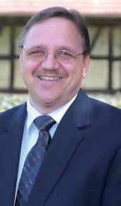 Derrick Thames's Instagram, Twitter & Facebook