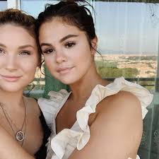 Who are Anora star Mikey Madison's parents, Tracy and Michael Rosberg? The  Oscar winner was raised by 2 psychologists, and her dad's love of Tarantino  and Scorsese helped inspire her passion for film