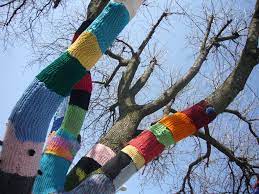 Highlights from the 15th anniversary a stitch in time gala, review our 2020 annual report, and look forward to u.s & international deliveries, new peace pods & board members, and continued k4p volunteers and makers' support. Yarn Bombing Wikipedia