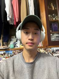 I'm looking for a shared house and roommate