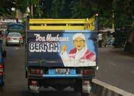May 20, 2021 · cristiano ronaldo kedapatan menyewa truk dan mengangkut mobilnya dari turin. Tulisan Gambar Di Bak Truk Lucu Terlengkap 2017