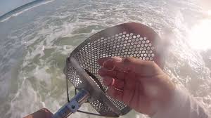 It looks like a shovel, and you can use your foot for leverage. What Will We Find Metal Detecting A Florida Beach In Destin Florida Beaches Metal Detecting Florida