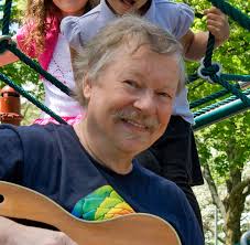 Teaching Artist Dave Fry Creates Community