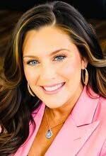 Nicole Smithwick's Instagram, Twitter & Facebook