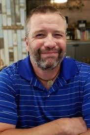 Scott Hendrix's Instagram, Twitter & Facebook