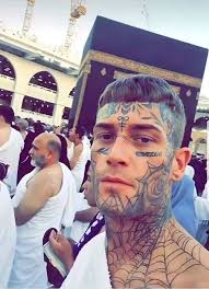 بدعة منتشرة للترويج للوشم