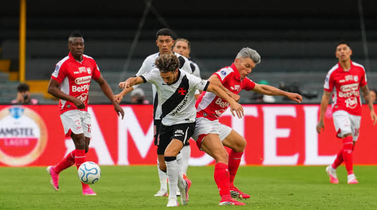 Vasco empata com Santa Fe e volta forte para decidir em S&atilde;o Janu&aacute;rio