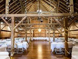 13 Rustic-chic Indiana Barn Wedding Venues