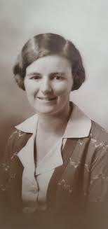 Nesta Joyce (Hay) Gee (1908-2003)