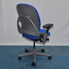 We only sell the best quality office furniture at a fraction of the new cost. Steelcase Leap Task Chair Grey Base