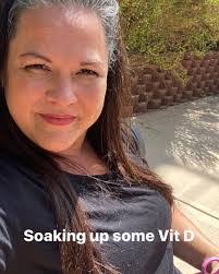 Amy Winsett's Instagram, Twitter & Facebook