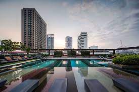 Hilton Sukhumvit 24 Double Tree Hotel Landscape Design By P Landscape Hotel Landscape Landscape Design Landscape Architect