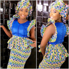 Voir plus d'idées sur le thème mode africaine, tenue africaine, robe africaine. Pin By Merry Loum On Senegalaise Latest African Fashion Dresses African Fashion African Clothing