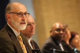 NIU leaders talk enrollment, state funding issues