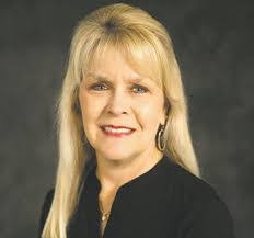 Grace Traxler's Instagram, Twitter & Facebook