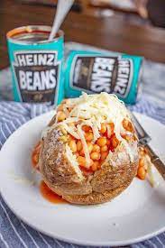 Jacket Potatoes With Beans This Classic British Meal Is An Easy To Prepare Dinner In 2021 Food Potato Recipes Potatoes