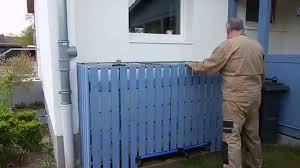 Regenwasser Behalter Aufstellen Und Verkleiden Wassertank Garten Ibc Wassertank Regenwasserbehalter