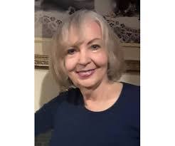 Adrienne Potter's Instagram, Twitter & Facebook