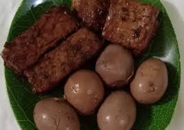 Untuk resep tempe bacem sederhana, kamu bisa gunakan tempe atau tahu sebagai bahan utama yang ingin dibuat baceman ini bisa diterapkan untuk resep tempe bacem tanpa digoreng. Resep Bacem Tempe Telor Tahu Yang Enak