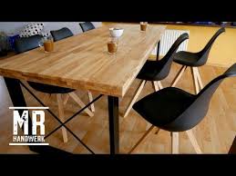 Ausziehbarer tisch unter der kuchenarbeitsplatte bauanleitung. Holz Tisch Selber Bauen Mit Wenig Werkzeug 2 2 Youtube