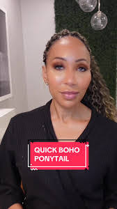 Mara Noble's Instagram, Twitter & Facebook