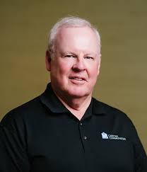 STAFF & PROFESSIONAL TEAM