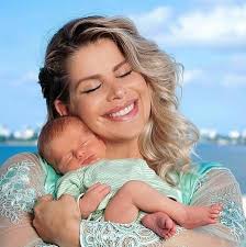 Resultado de imagem para karina bacchi