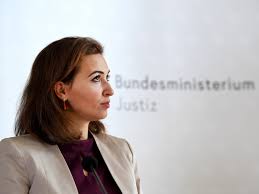 @alma_zadic and all the others targeted by it have my total support! ms zadic says she will strive for a fair immigration system as justice minister. Todesdrohung Gegen Zadic Wiener 68 In Justizanstalt Eingeliefert Politik Vienna At