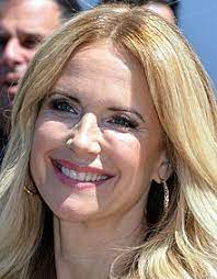 Kelly preston was born on october 13, 1962 in honolulu, hawaii. Kelly Preston Wikipedia
