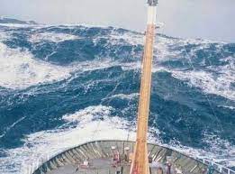 Pictures Of Ships In Storms In 2021 Sea Storm Stormy Sea Ocean Waves