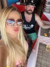 Musclemommy cosplay appearance