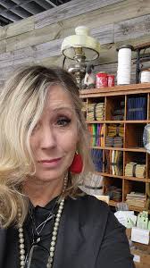 Quilt shop in Laporte with classes and fabrics?