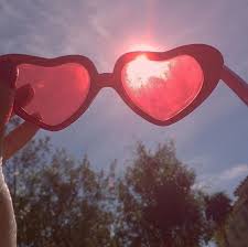 Described as having a youthful, athletic appearance. Image About Cute In Red By Fritchheyy On We Heart It
