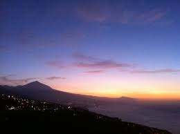 Puesta De Sol En Tenerife Donde Se Observa El Teide El Valle De La Orotava Y El Puerto De La Photo De Teide National Park Tenerife Tripadvisor