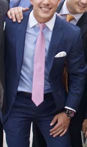 An insurance policy for professional and social occasions that you want to spend the bare minimum on. Blue Suit Pink Tie Awesome Shirt Blue Suit Men Best Blue Suits For Men Navy Blue Suit Men