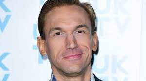 Dr christian jessen, star of channel 4's embarrassing bodies, outside our flagship store on jermyn street. Rcxtipwo Vpjm