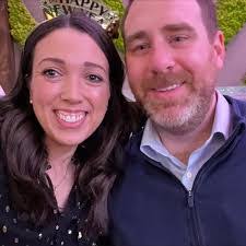 Katie Sams's Instagram, Twitter & Facebook