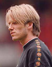 Hair S To A Successful Career Becks Most Memorable Barnets David Beckham Hairstyle David Beckham Best Hairstyles For Older Men