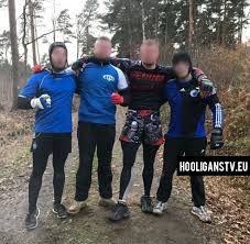Messer, schlagstöcke, sturmhauben und handschuhe. Hooliganstv On Twitter Arranged Fight 12 12 2020 U23 Lokomotive Leipzig Vs Hsv Fc Copenhagen 13 13 The Coalition Blue Wins