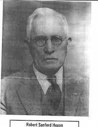 Grace Avenue holds special memories for me. While my father was in the USMC  serving in Korea, my mother (pregnant) was living with her parents who  owned and operated a Nursing Home